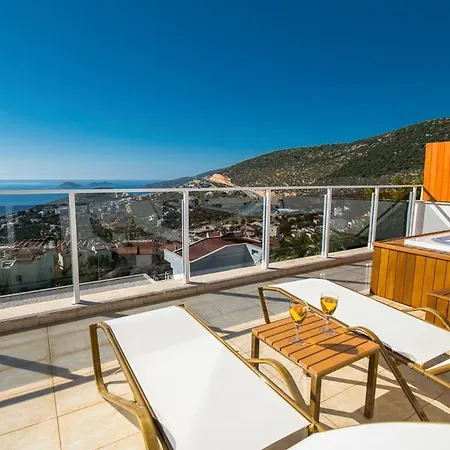 Sleeps 10 With Pool And Air Con